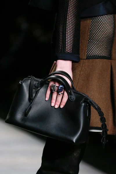 Look 43